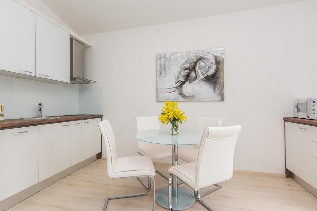 Eden Apartment